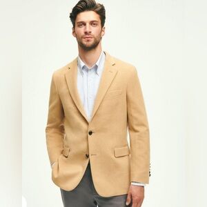 Brooks Brothers Classic Fit Camel Hair Twill 1818 Sport Coat - size 42